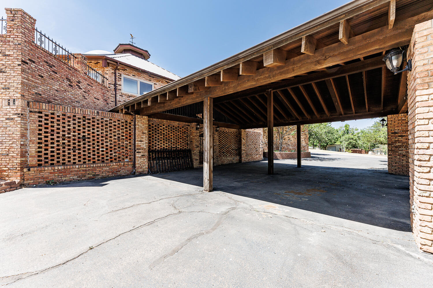 409 Mill Road Lubbock, TX 79403 - Photo 5 of 86 Front Exterior