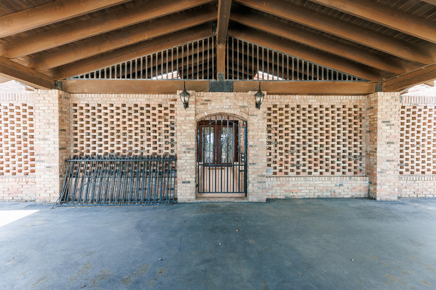 409 Mill Road Lubbock, TX 79403 - Photo 6 of 86 Front Exterior