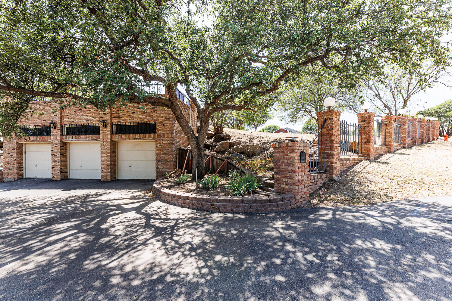 409 Mill Road Lubbock, TX 79403 - Photo 69 of 86 a view of a backyard of the house