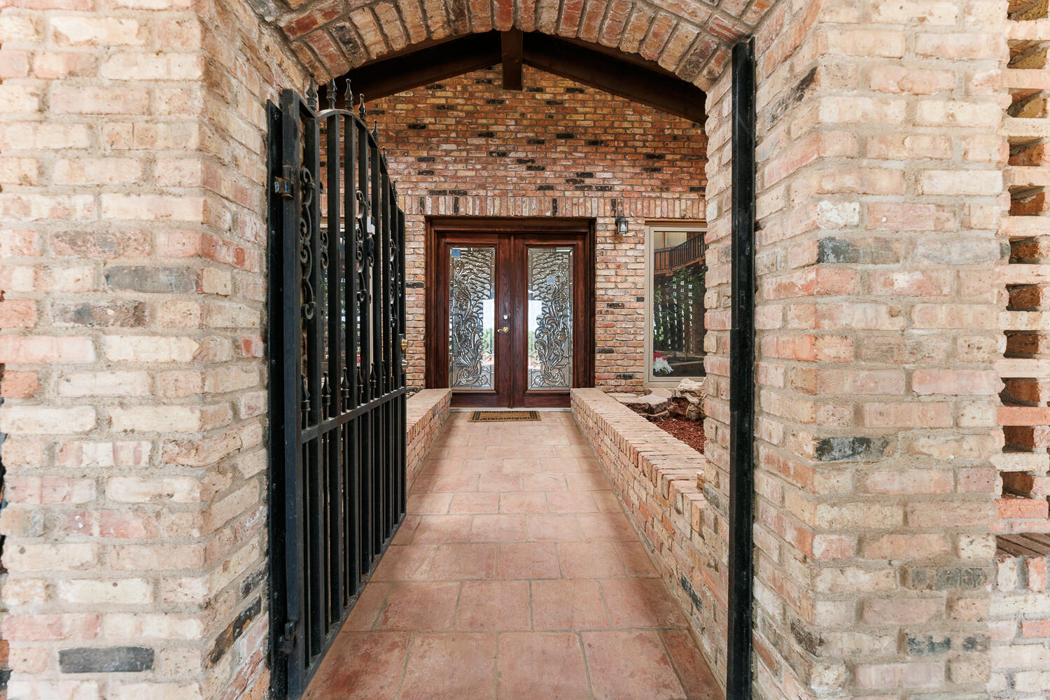 409 Mill Road Lubbock, TX 79403 - Photo 7 of 86 Front Exterior