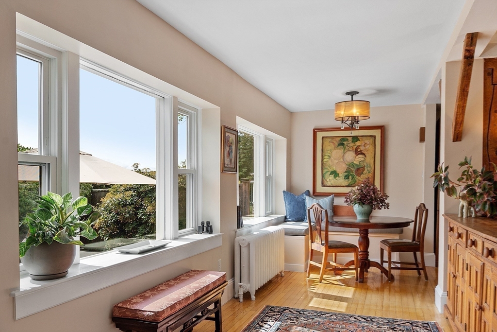 394 Plainfield Road, Unit 394 Concord, MA 01742 - Photo 11 of 40 a living room with furniture and a potted plant