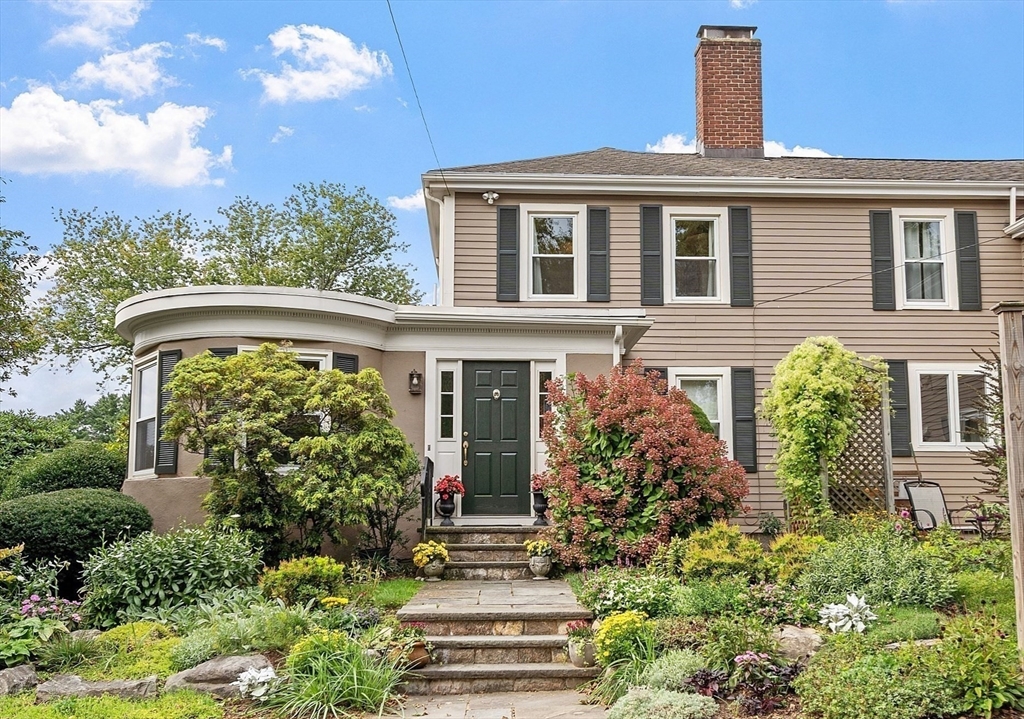 394 Plainfield Road, Unit 394 Concord, MA 01742 - Photo 2 of 40 front view of a house