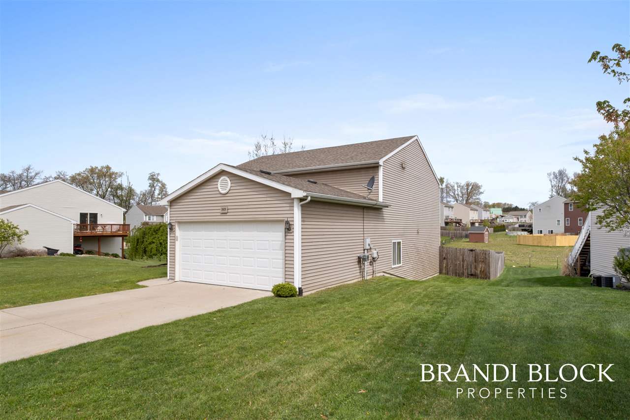 11629 Barnsley Road Lowell, MI 49331 - Photo 2 of 26