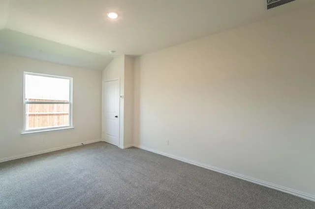 $291,990 | 404 Rose Avenue, Cleburne, TX 76033