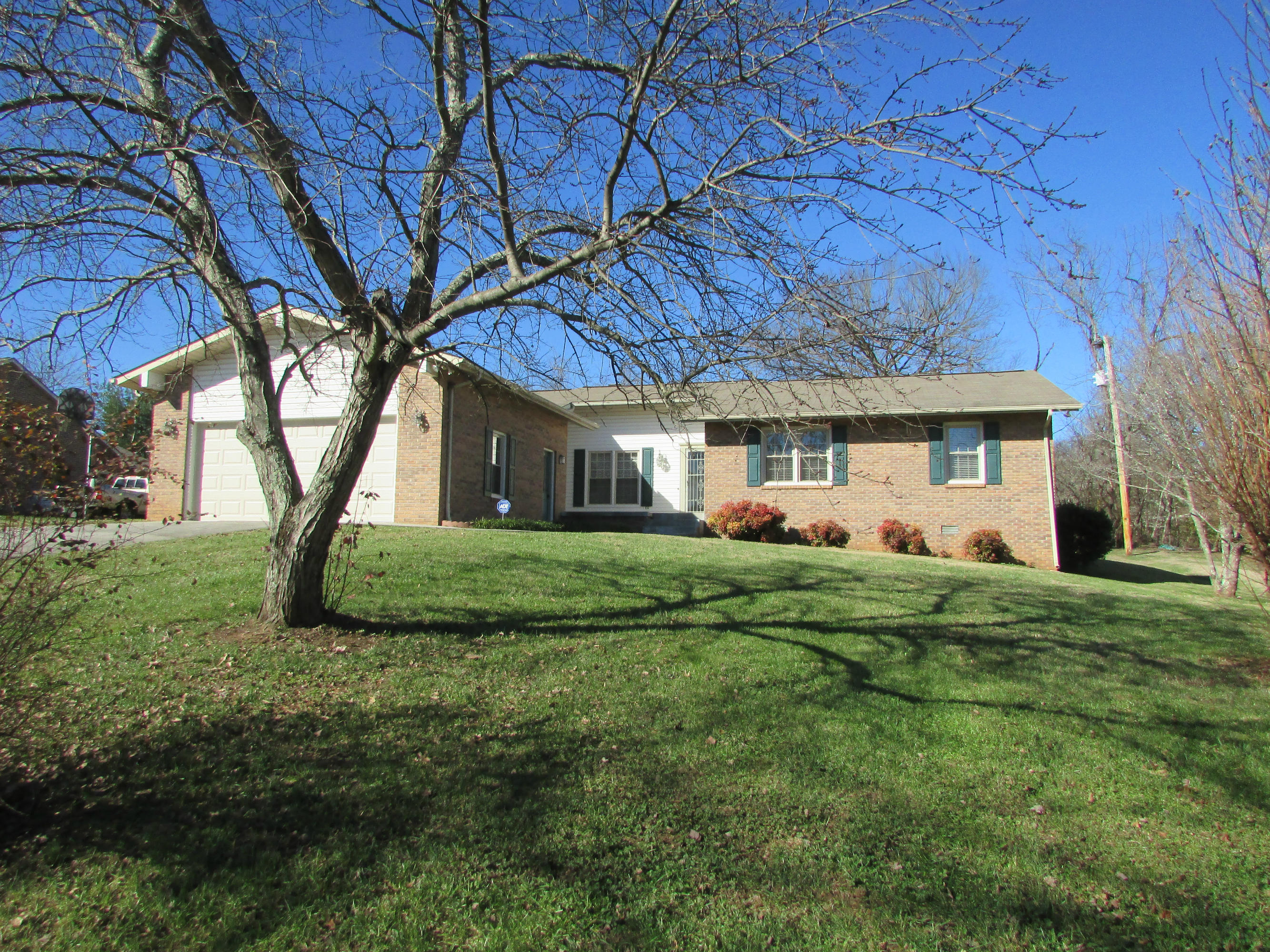 7775 Norwich Road, Unit 18 Powell, TN 37849 - Photo 1 of 31 IMG_0394