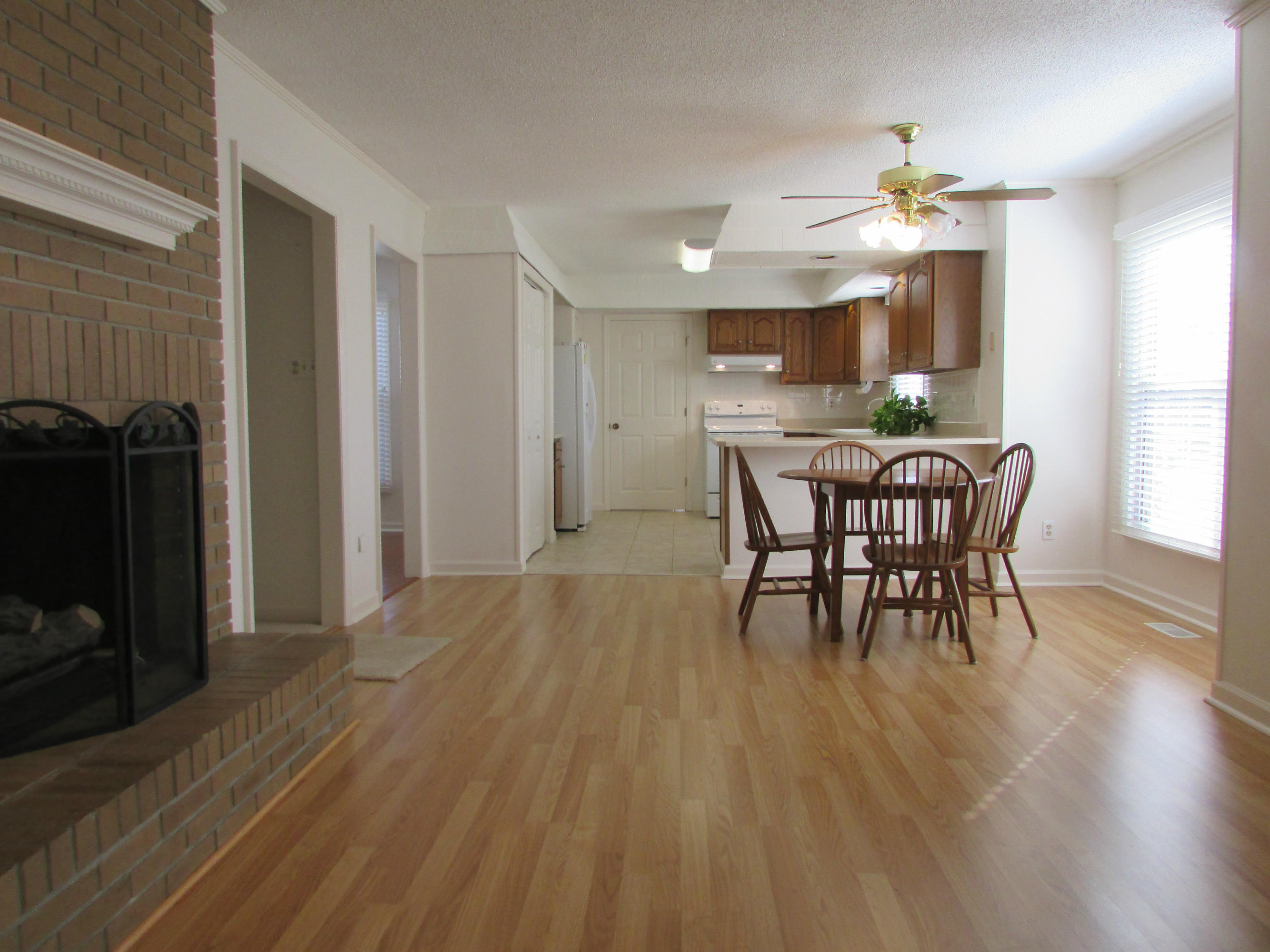 7775 Norwich Road, Unit 18 Powell, TN 37849 - Photo 13 of 31 IMG_0374