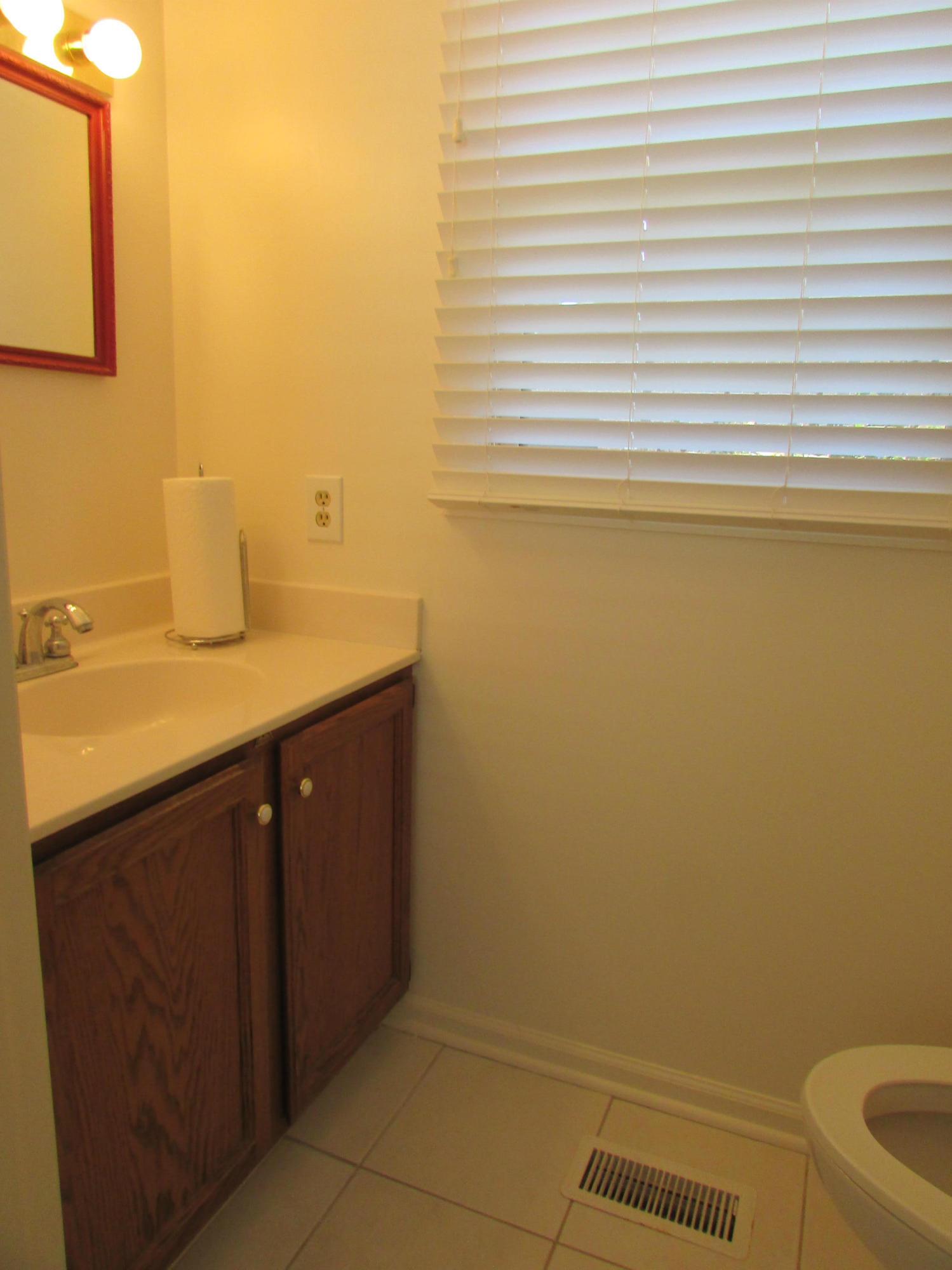 7775 Norwich Road, Unit 18 Powell, TN 37849 - Photo 25 of 31 IMG_0388