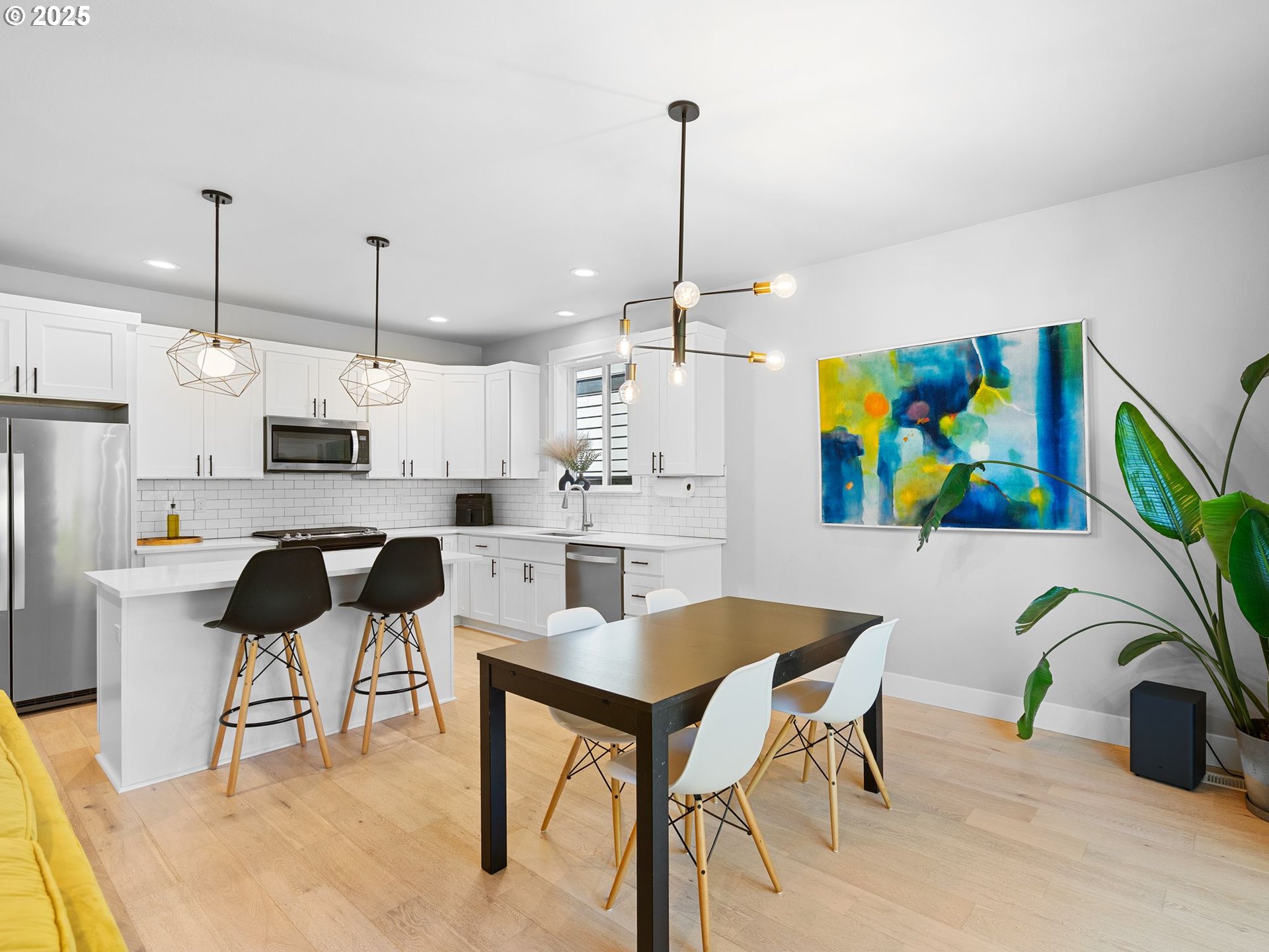 3544 Southwest Tegart Lane Gresham, OR 97080 - Photo 13 of 48 Dining Area