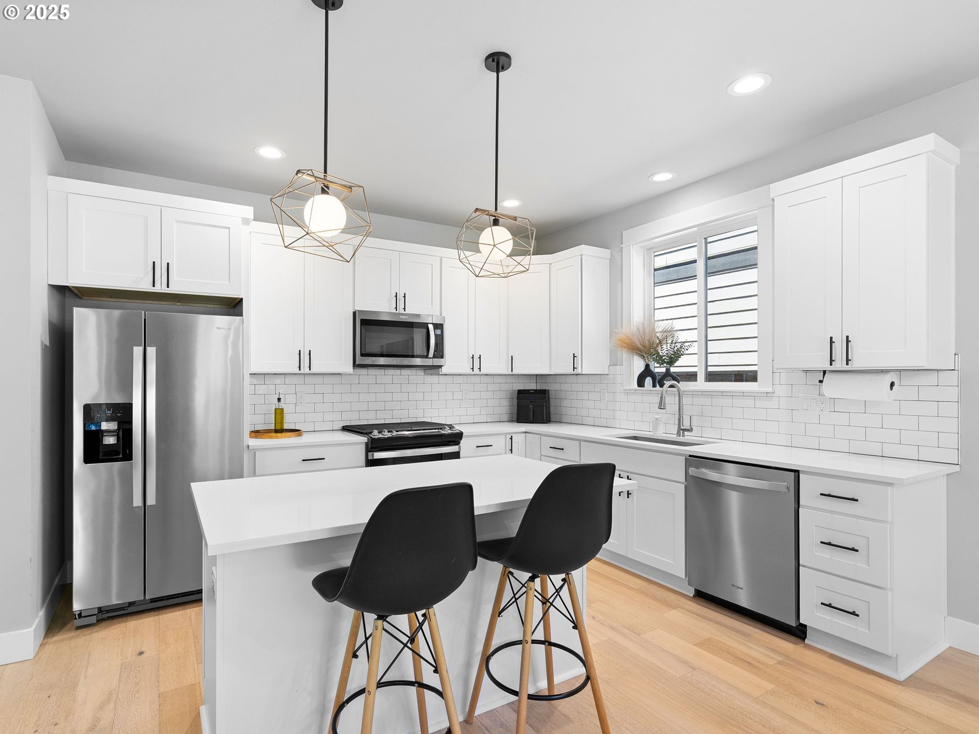 3544 Southwest Tegart Lane Gresham, OR 97080 - Photo 7 of 48 Kitchen