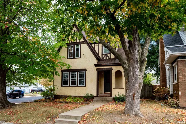 $146,000 | 2011 West Barker Avenue, West Peoria, IL 61604