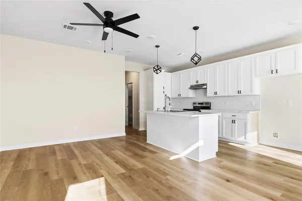 $433,000 | 13818 White Heather Drive, Houston, TX 77045