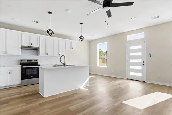 $433,000 | 13818 White Heather Drive, Houston, TX 77045