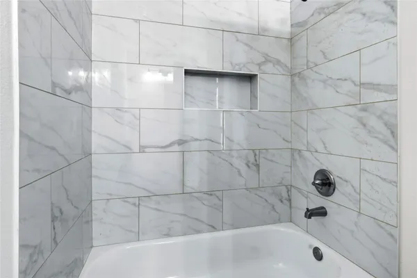 $433,000 | 13818 White Heather Drive, Houston, TX 77045