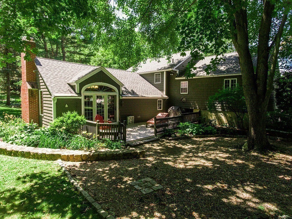22 Garrett Road Reading, MA 01867 - Photo 26 of 30 Gallery Image 26
