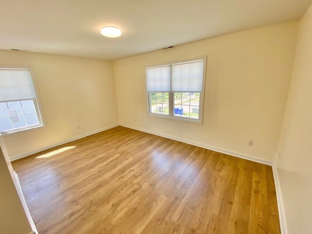 93 Orleans Street, Unit 93 Springfield, MA 01109 - Photo 13 of 21