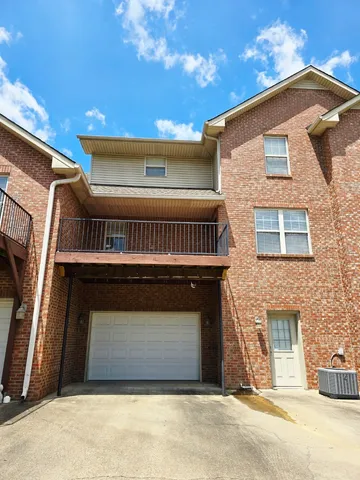 $298,500 | 135 Excell Road, Unit 1003, Clarksville, TN 37043