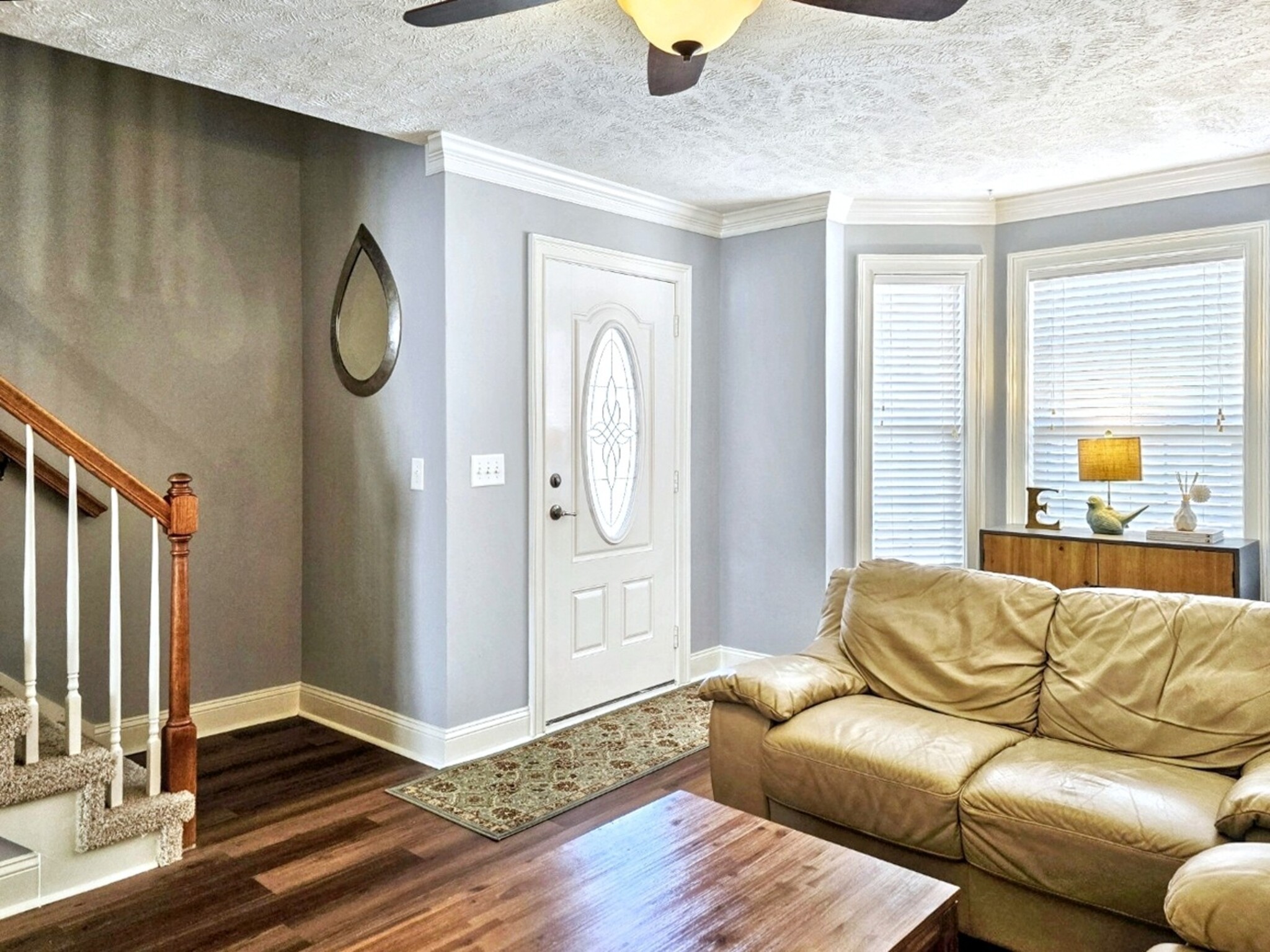 135 Excell Road, Unit 1003 Clarksville, TN 37043 - Photo 4 of 39 a living room with furniture and a window