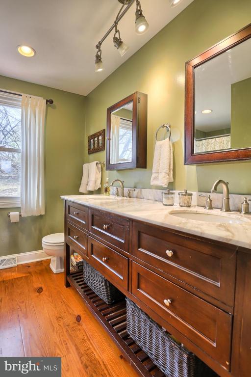 121 Ridings Way Lancaster, PA 17601 - Photo 14 of 23 Gallery Image 14
