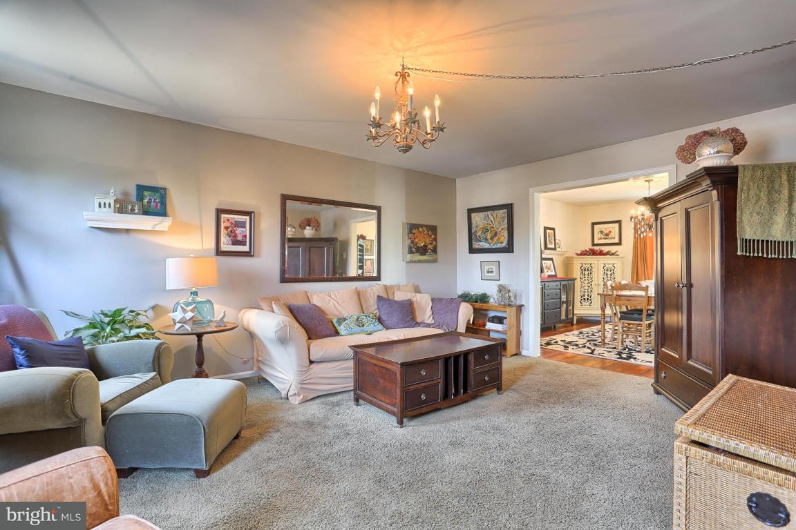 121 Ridings Way Lancaster, PA 17601 - Photo 4 of 23 Gallery Image 4