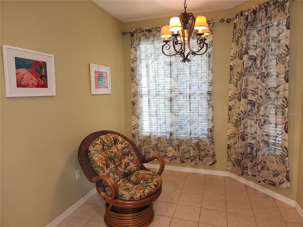 6642 Tailfeather Way Bradenton, FL 34203 - Photo 13 of 28 a bathroom with a bathtub and shower