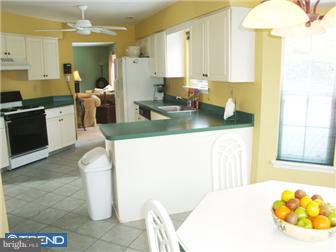 43 Amberfield Road Robbinsville, NJ 08691 - Photo 5 of 12 Gallery Image 5