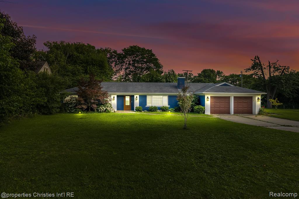 176 Barrington Road Bloomfield Hills, MI 48302 - Photo 35 of 41