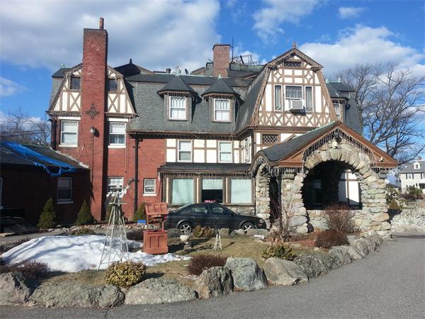 61 Arborway Boston, MA 02130 - Photo 2 of 3