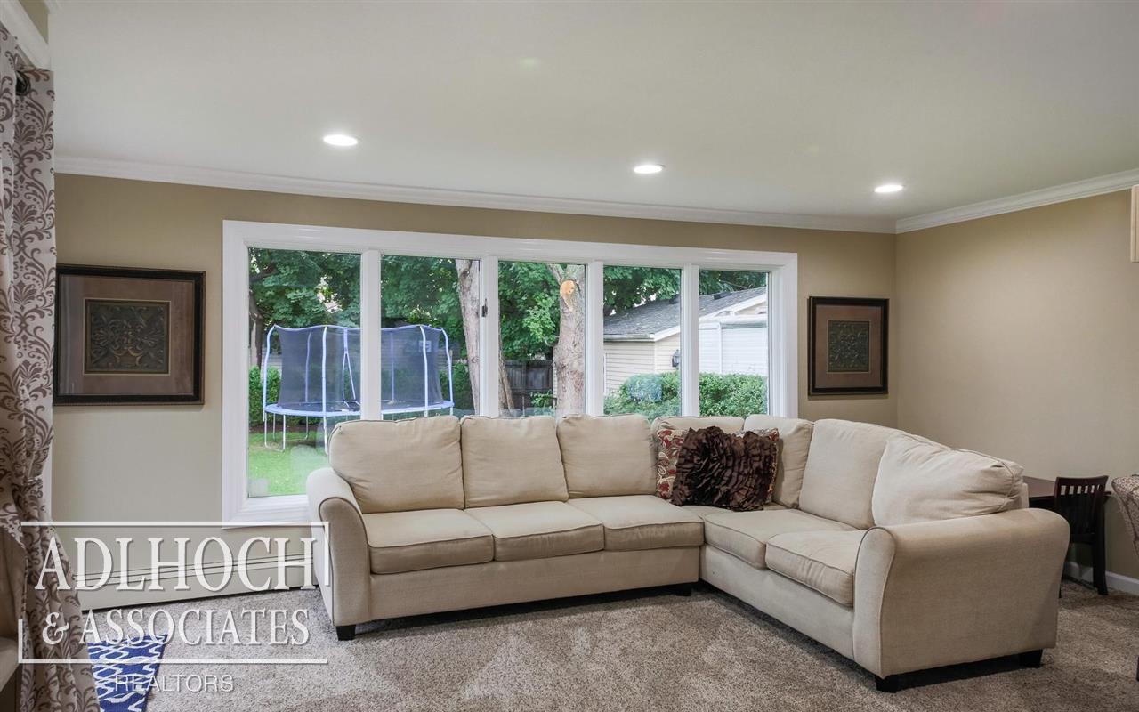 455 Allard Road Grosse Pointe Farms, MI 48236 - Photo 9 of 17