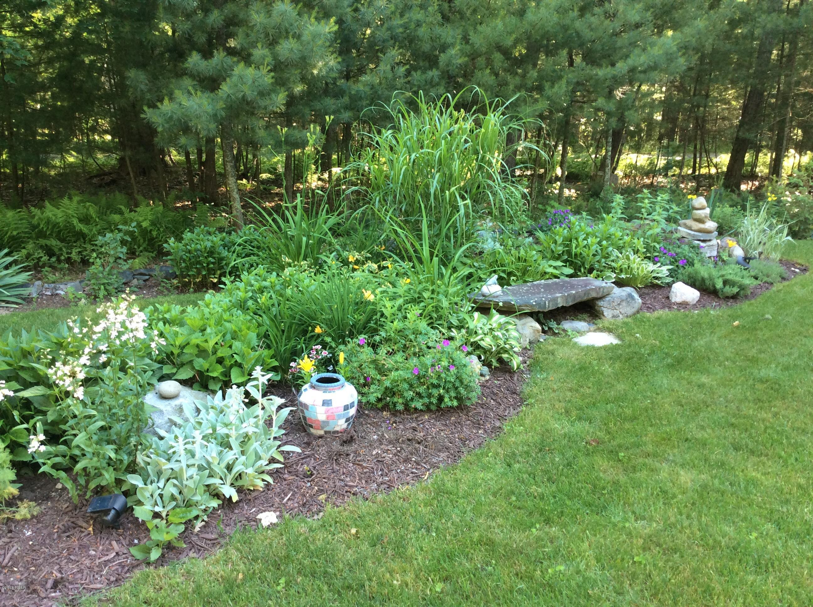 101 Lake Road Shohola, PA 18458 - Photo 21 of 89 image