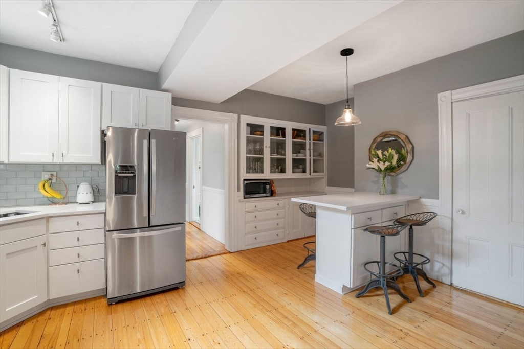 30 Oak Street, Unit 2 Boston, MA 02129 - Photo 4 of 22