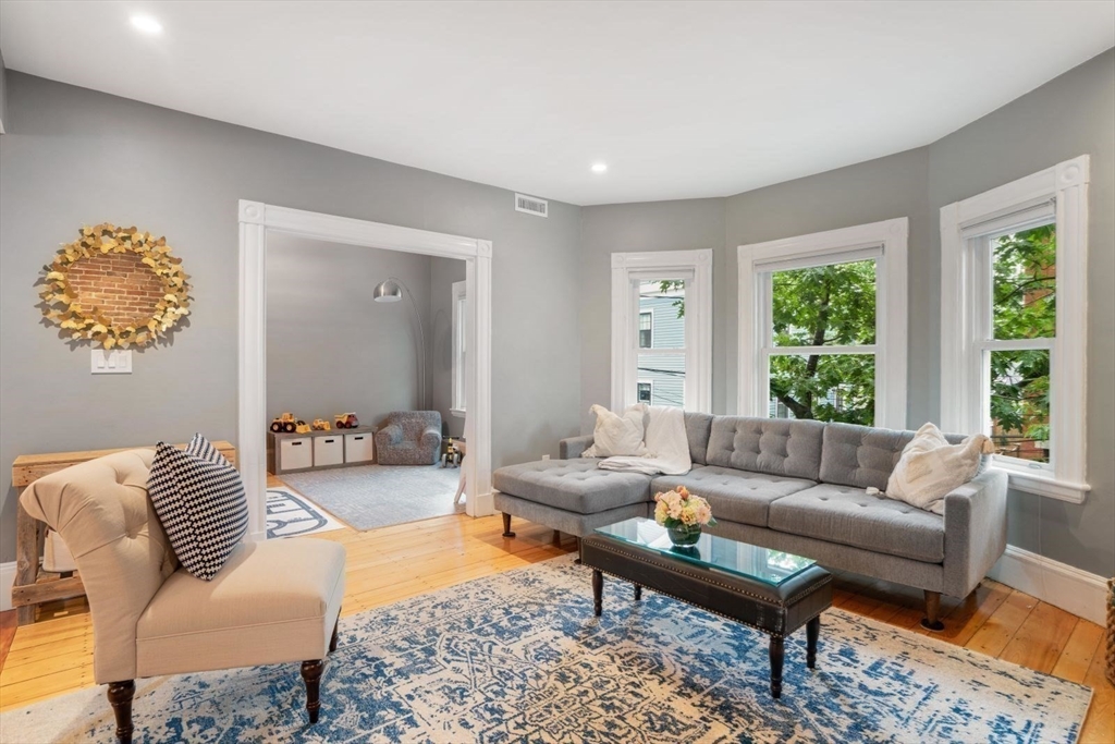 30 Oak Street, Unit 2 Boston, MA 02129 - Photo 8 of 22