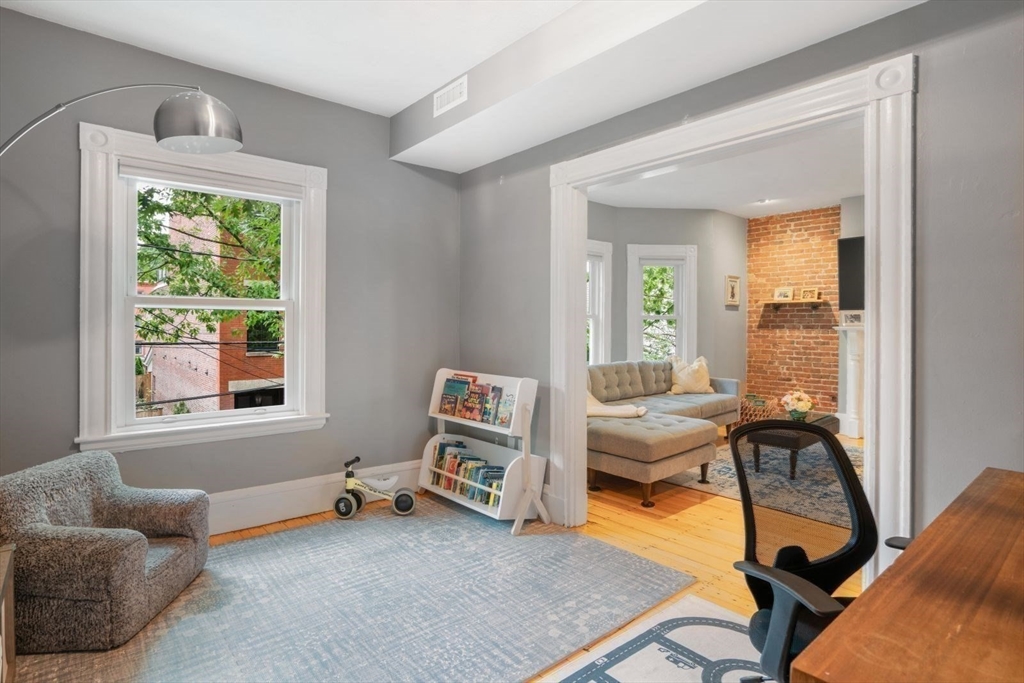 30 Oak Street, Unit 2 Boston, MA 02129 - Photo 9 of 22