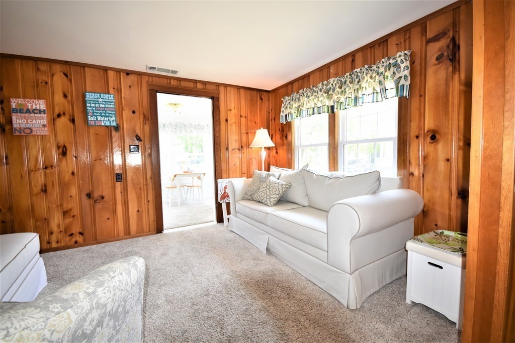13 Barnes Street Wareham, MA 02571 - Photo 5 of 22 Gallery Image 5