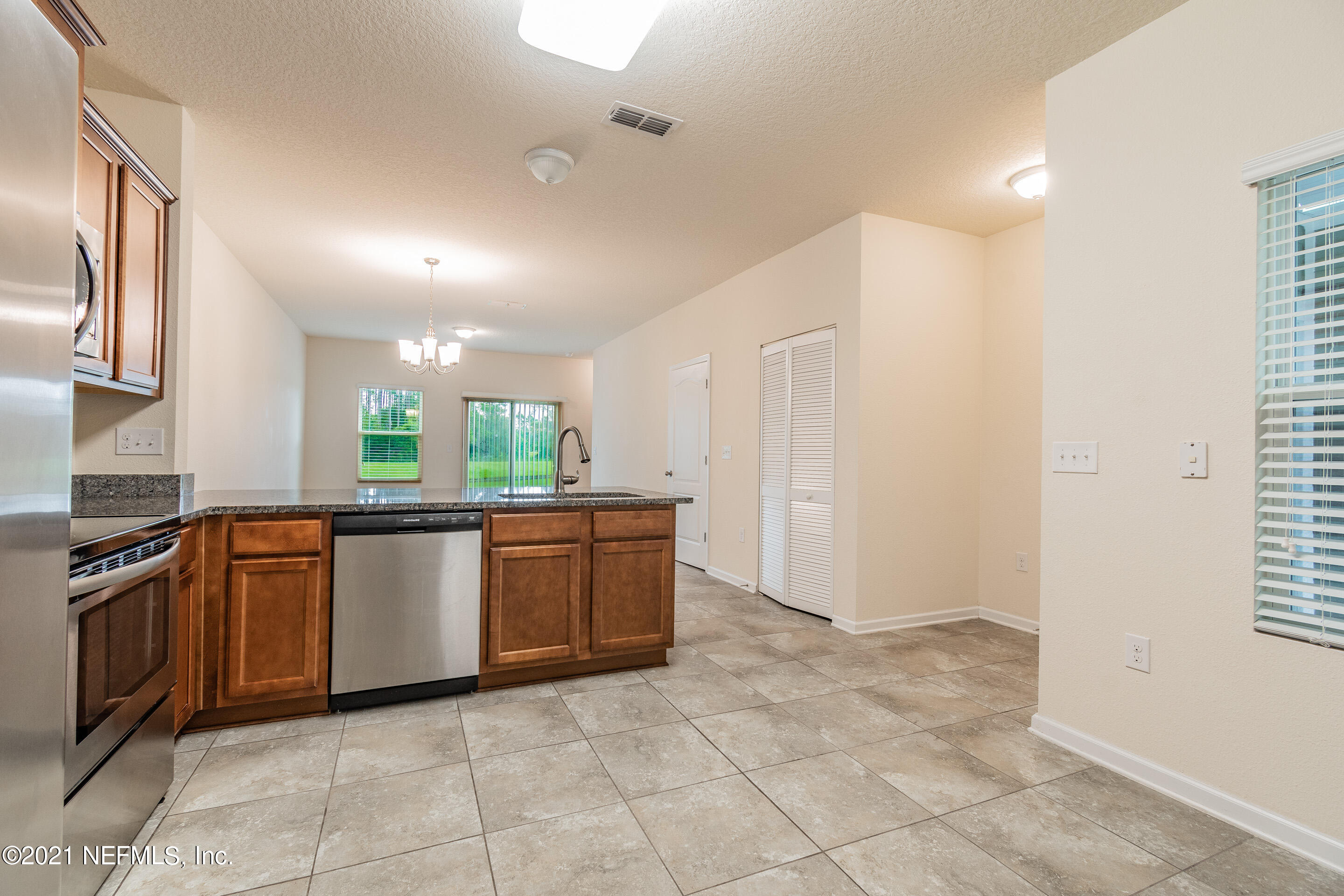 705 Servia Drive St. Johns, FL 32259 - Photo 14 of 32 Kitchen