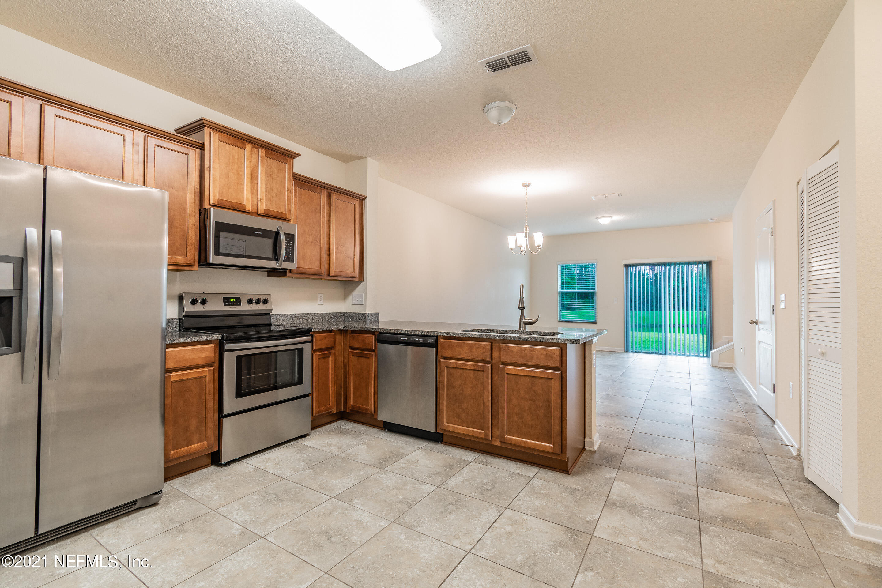 705 Servia Drive St. Johns, FL 32259 - Photo 10 of 32 Kitchen