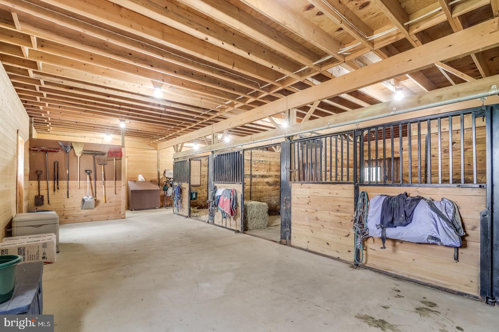 427 Budds Landing Road Warwick, MD 21912 - Photo 5 of 20 Interior of barn
