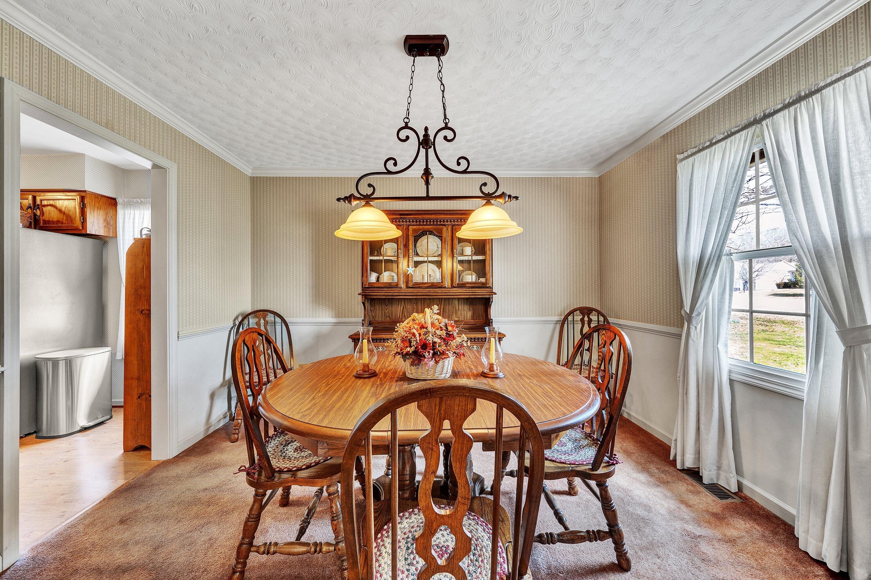 5319 Sundance Road Salem, VA 24153 - Photo 8 of 43 08-DSC00028