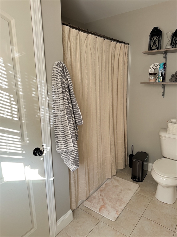 35 Lewiston Street Fall River, MA 02721 - Photo 11 of 24