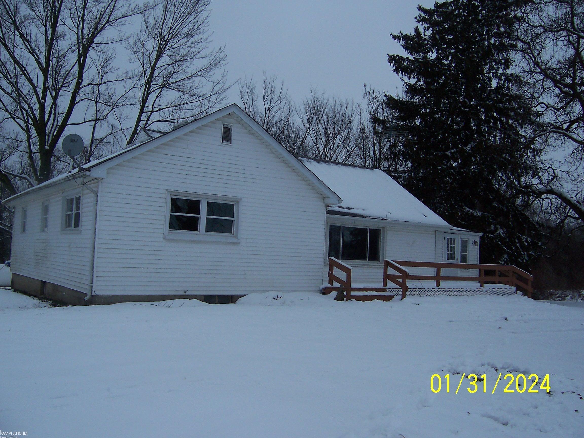 2783 Oneil Road Goodells, MI 48027 - Photo 16 of 22 50132470-2d670f8f-69aa-4d3b-aaf1-7d7a1db8177e.JPG