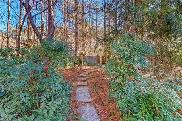 $3,600 | 344 Lost Creek Drive Northwest, Kennesaw, GA 30152