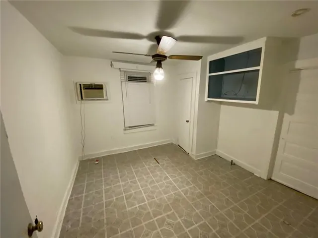 $1,000 | 2525 Valley Street, Baton Rouge, LA 70808