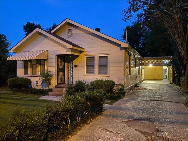 $1,000 | 2525 Valley Street, Baton Rouge, LA 70808