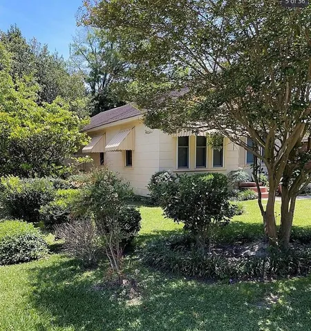 $1,000 | 2525 Valley Street, Baton Rouge, LA 70808