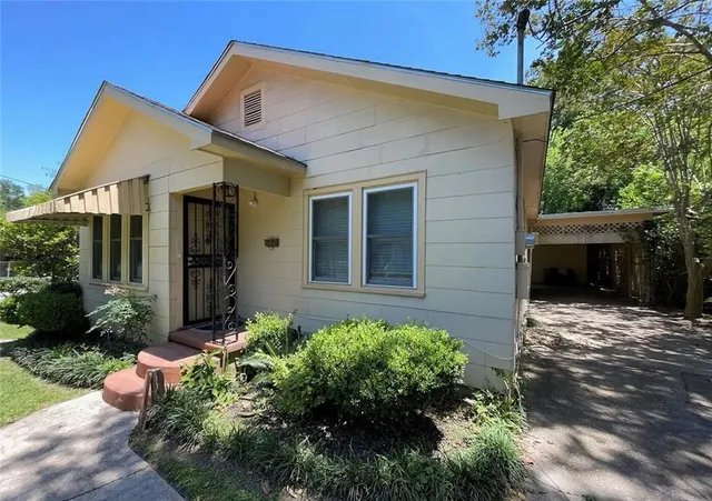 $1,000 | 2525 Valley Street, Baton Rouge, LA 70808