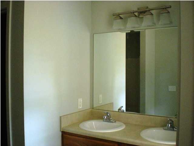 17 Hunters Ridge Road DeFuniak Springs, FL 32433 - Photo 6 of 16 Gallery Image 6
