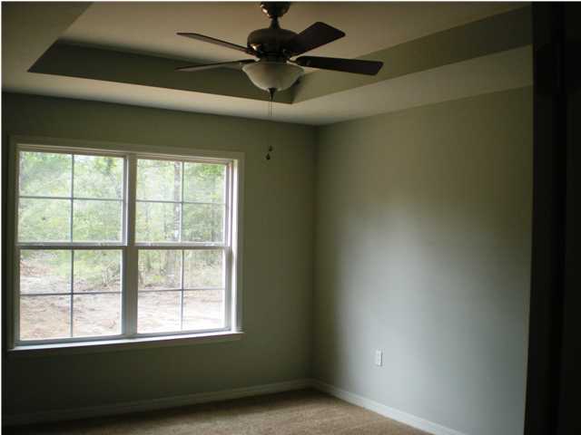 17 Hunters Ridge Road DeFuniak Springs, FL 32433 - Photo 7 of 16 Gallery Image 7
