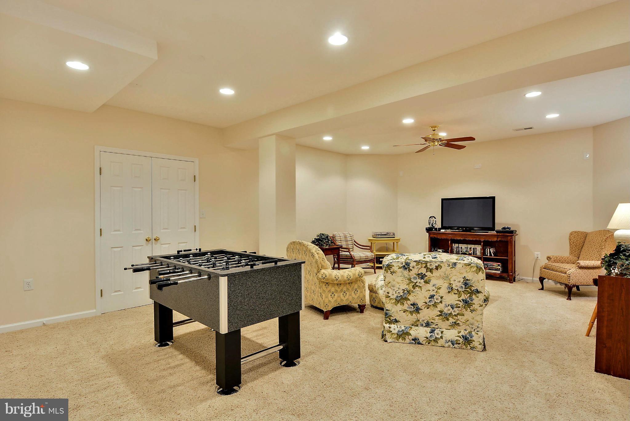17421 Canby Road Leesburg, VA 20175 - Photo 21 of 30 Sunny walk out basement