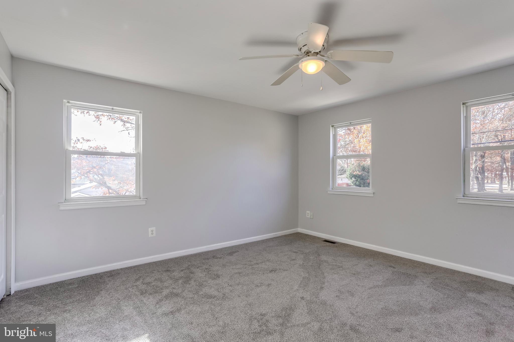 263 Hickory Point Road Pasadena, MD 21122 - Photo 15 of 33 Bedroom #4 also corner room
