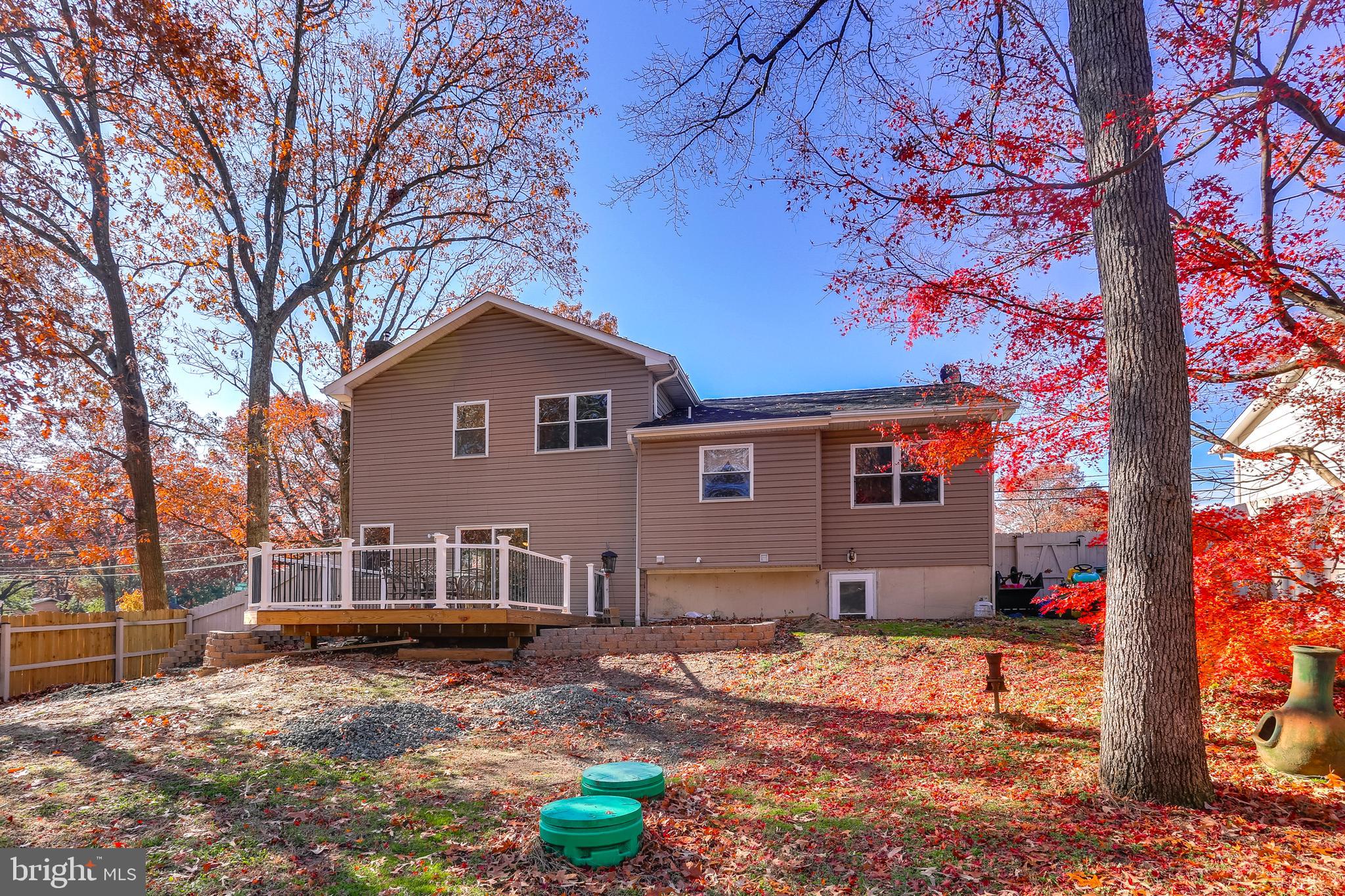 263 Hickory Point Road Pasadena, MD 21122 - Photo 23 of 33 Huge fenced in Backyard
