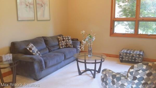 10055 Gibbs Road Clarkston, MI 48348 - Photo 15 of 38 LR.jpg